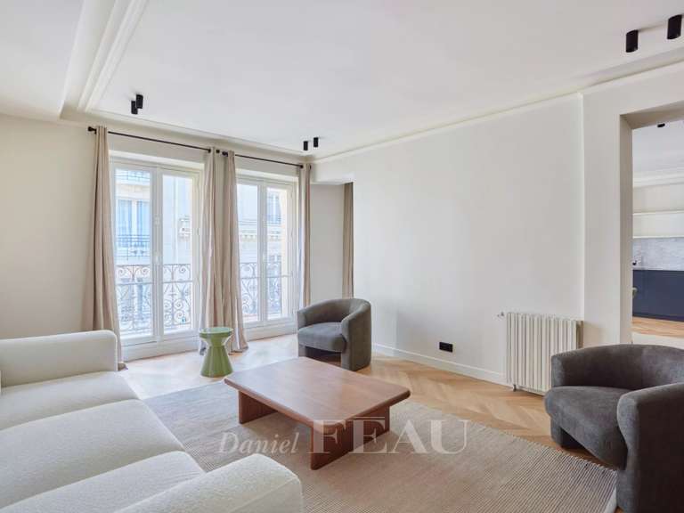 Appartement Paris 8e - 3 chambres - 124m²