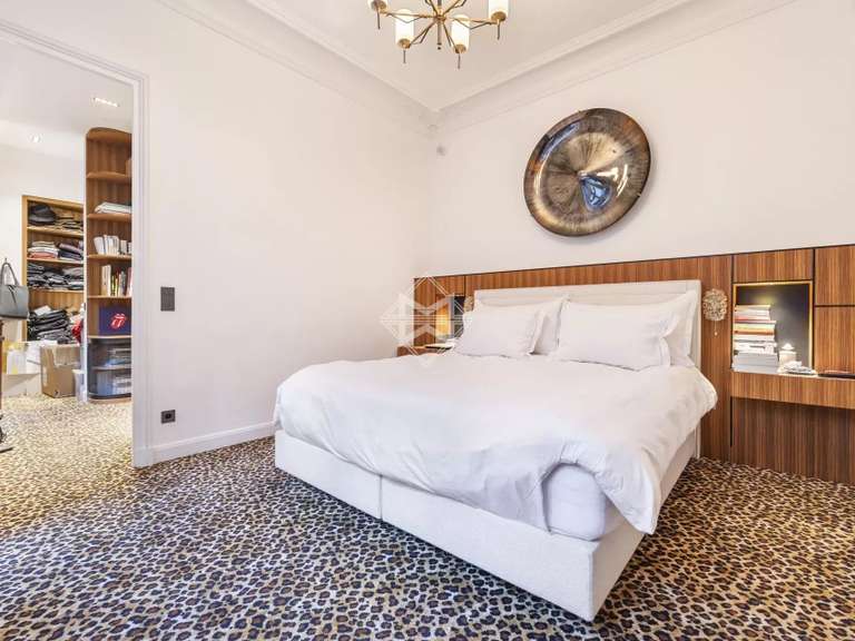 Appartement Paris 8e - 3 chambres - 206m²