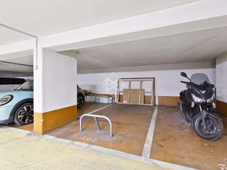 Appartement Paris 8e - 1 chambre - 66m²