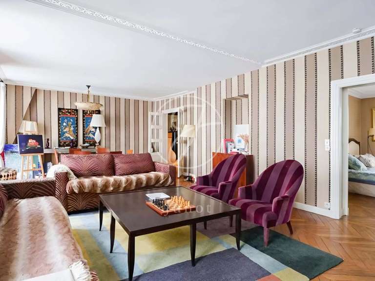 Appartement Paris 8e - 1 chambre - 76m²