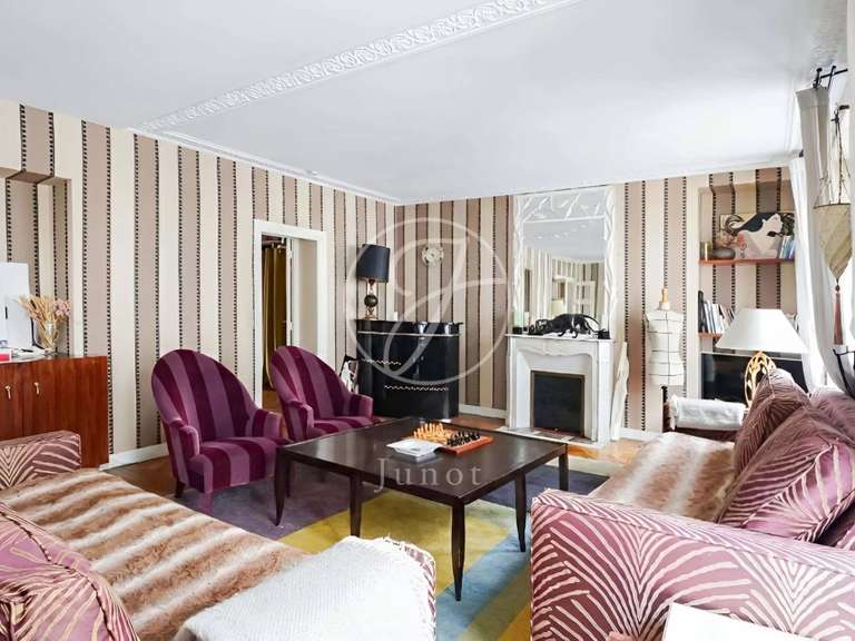 Appartement Paris 8e - 1 chambre - 76m²