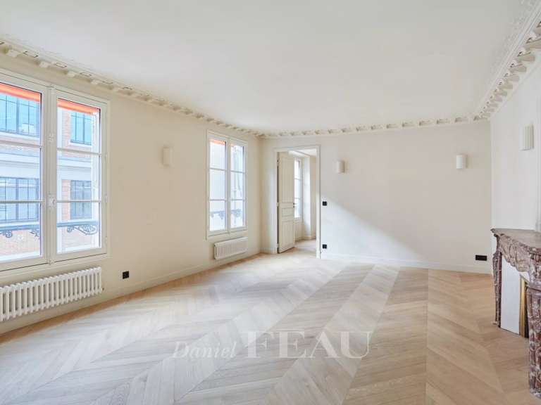 Appartement Paris 8e - 3 chambres - 114m²