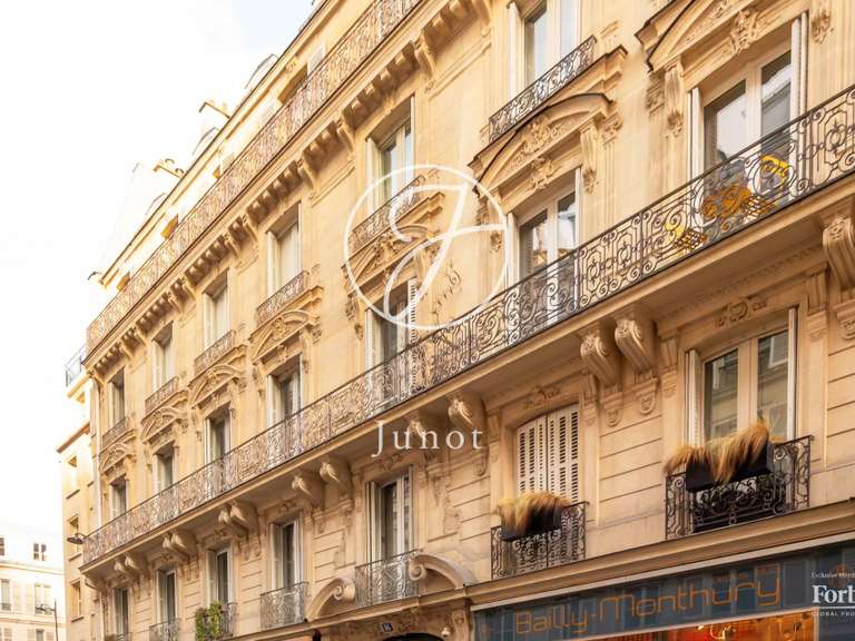 Appartement Paris 8e - 4 chambres - 166m²