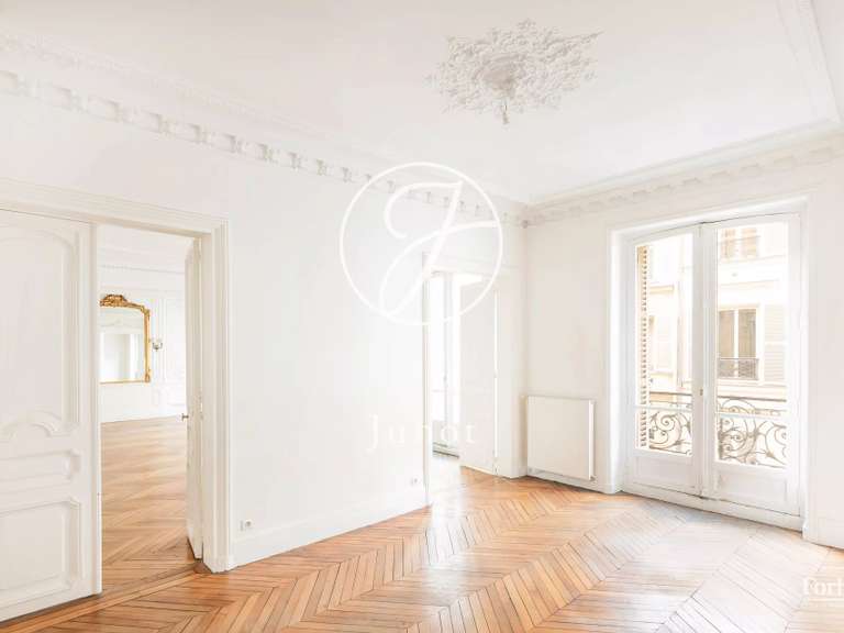 Appartement Paris 8e - 4 chambres - 166m²