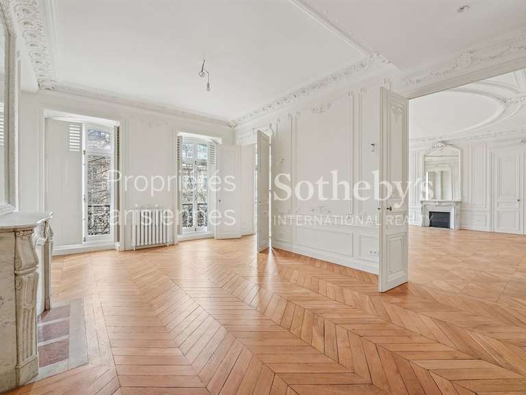 Apartment Paris 8e - 4 bedrooms - 245m²