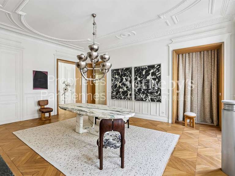 Appartement Paris 8e - 4 chambres - 253m²