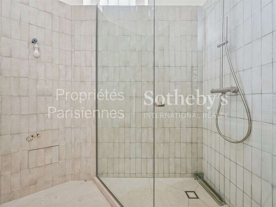 Apartment Paris 8e