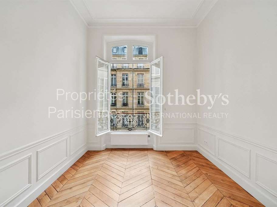 Apartment Paris 8e