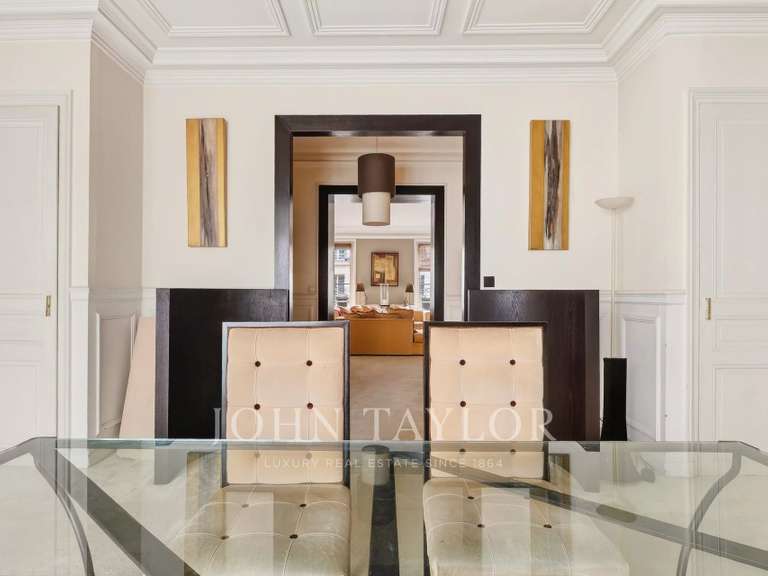 Apartment Paris 8e - 3 bedrooms - 174m²