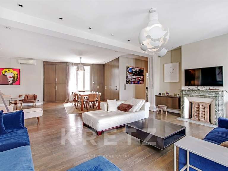 Apartment Paris 8e - 3 bedrooms - 182m²