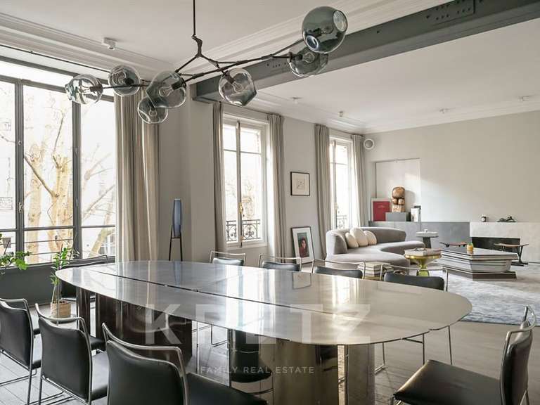 Appartement Paris 8e - 3 chambres - 247m²