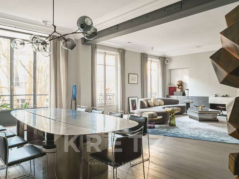 Appartement Paris 8e - 3 chambres - 247m²