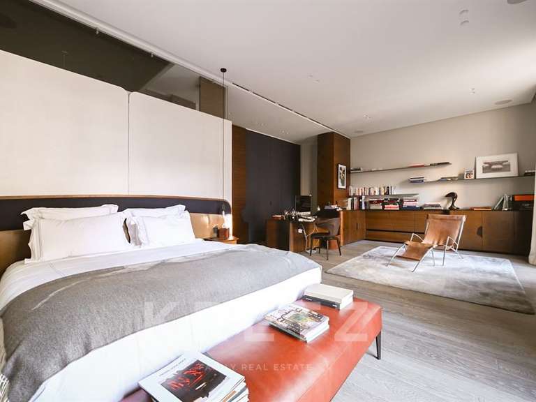 Appartement Paris 8e - 3 chambres - 247m²