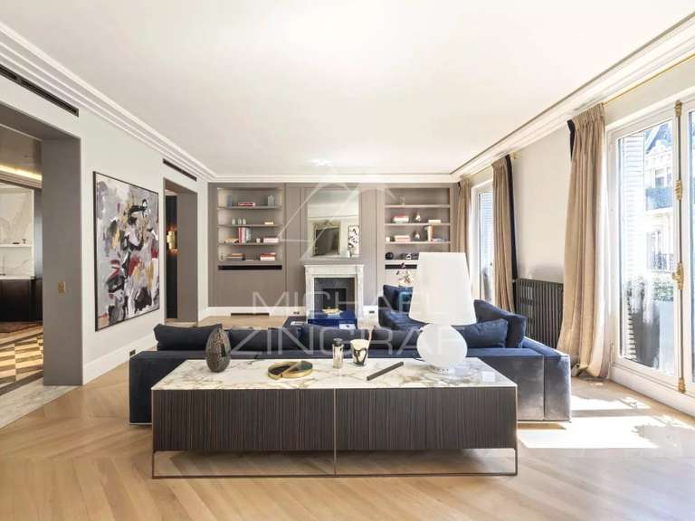Appartement Paris 8e - 3 chambres - 232m²