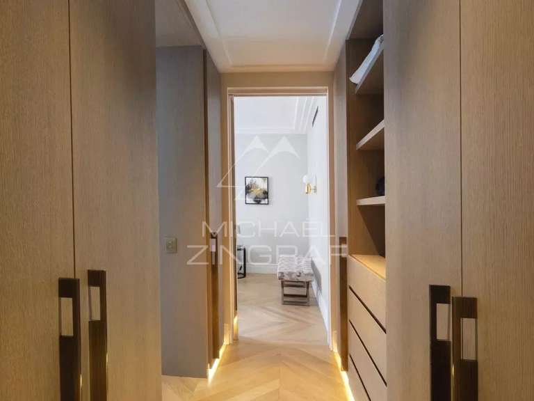 Appartement Paris 8e - 3 chambres - 232m²