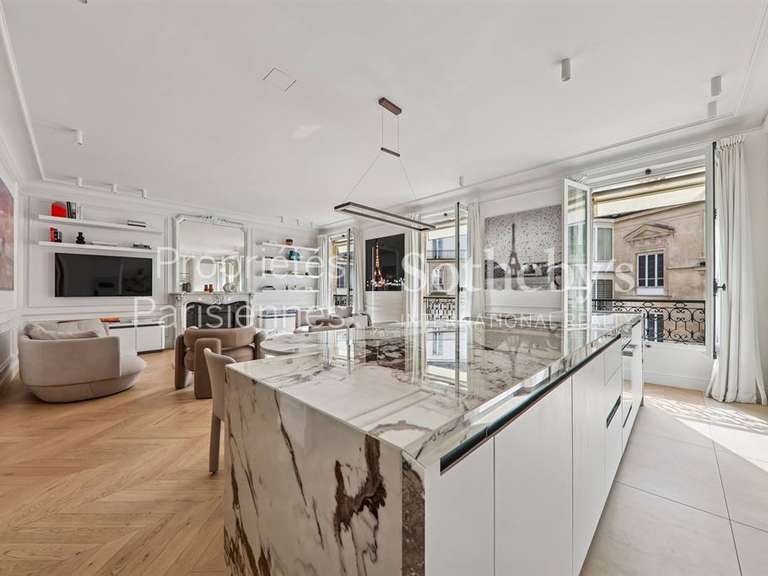 Appartement Paris 8e - 3 chambres - 130m²