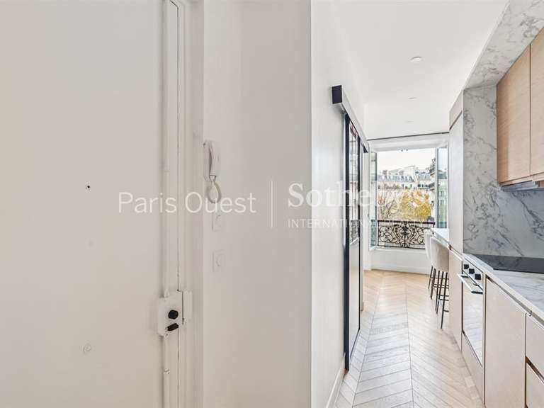 Appartement Paris 8e - 1 chambre - 28m²