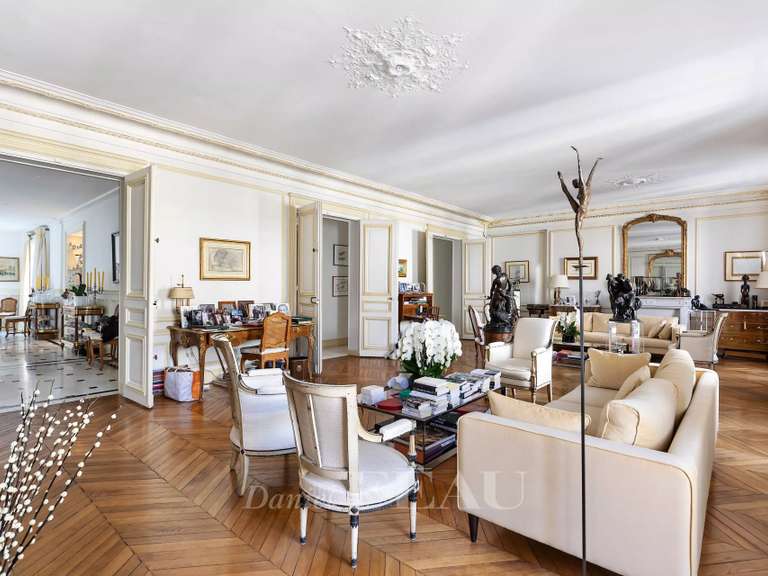 Apartment Paris 8e - 4 bedrooms - 293m²