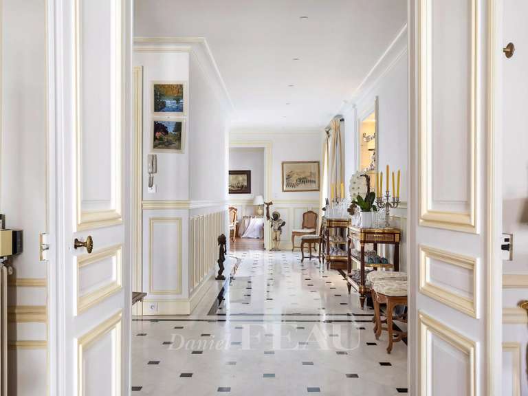 Apartment Paris 8e - 4 bedrooms - 293m²