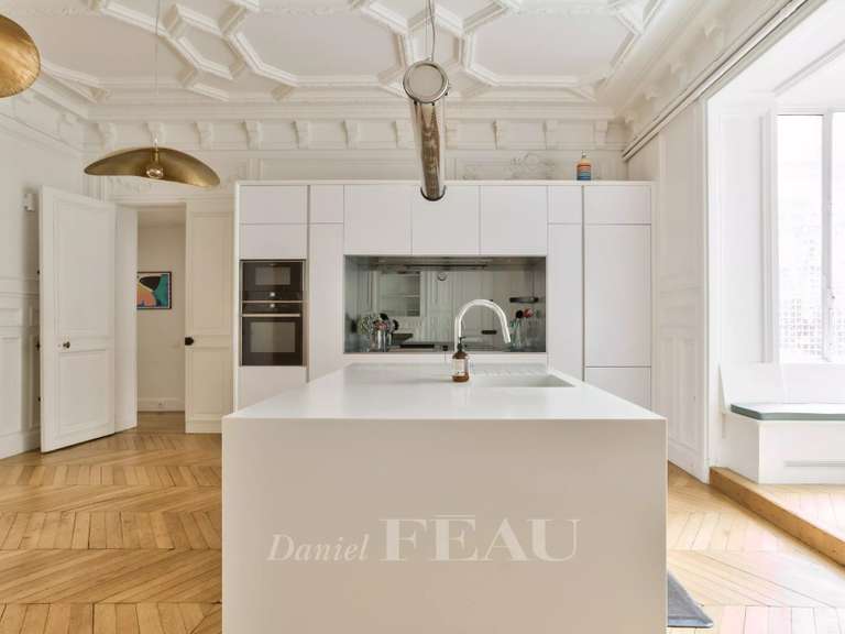 Appartement Paris 8e - 3 chambres - 152m²