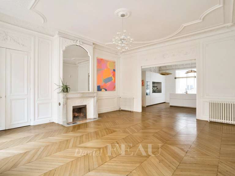 Appartement Paris 8e - 3 chambres - 152m²