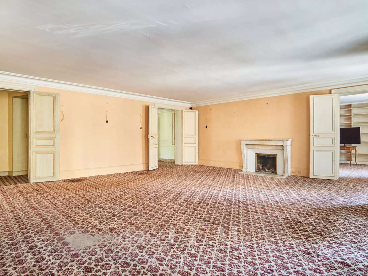 Apartment Paris 8e