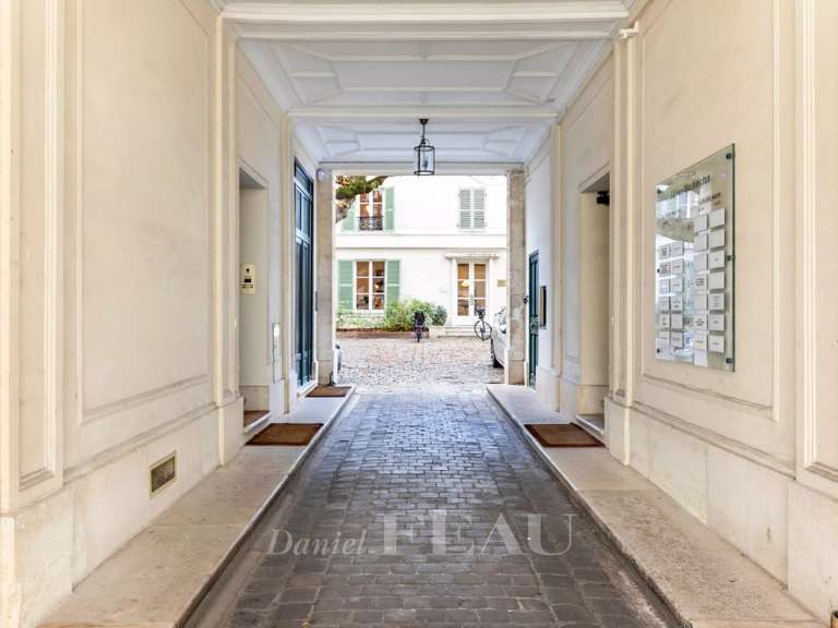 Appartement Paris 8e - 4 chambres - 263m²