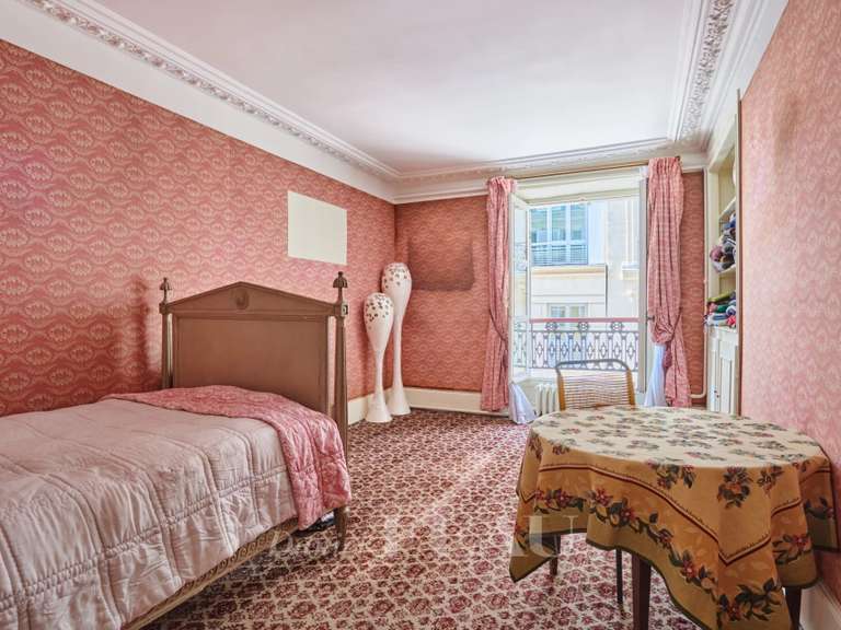 Appartement Paris 8e - 4 chambres - 263m²