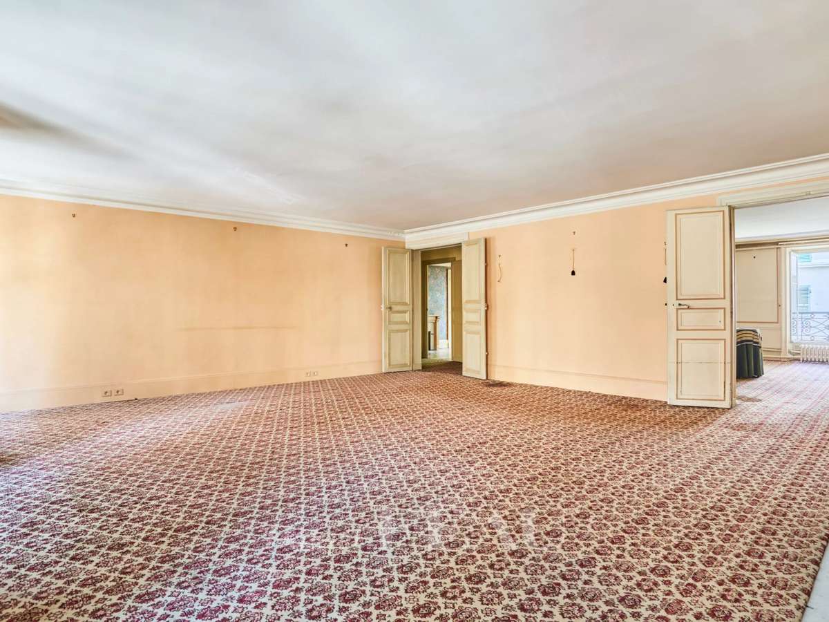 Apartment Paris 8e