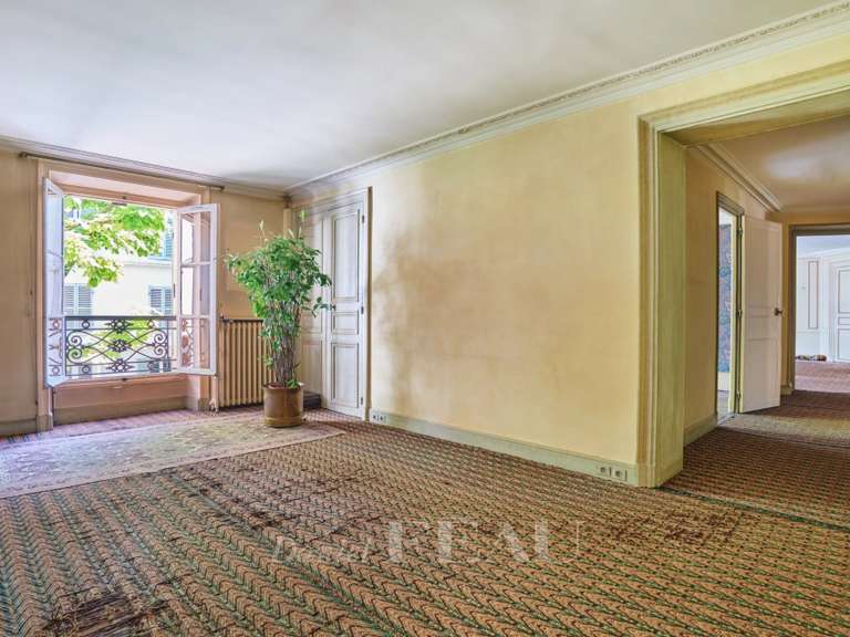 Appartement Paris 8e - 4 chambres - 263m²