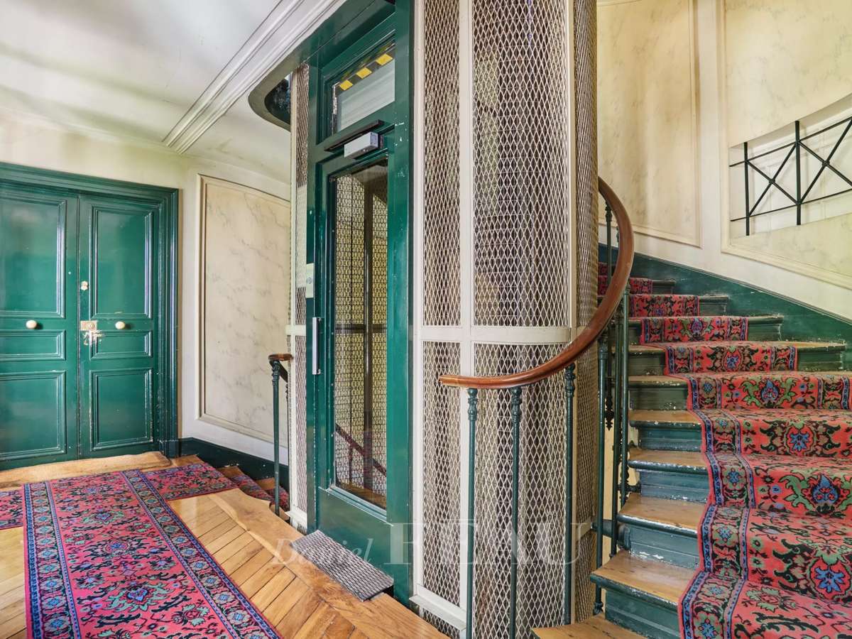 Apartment Paris 8e