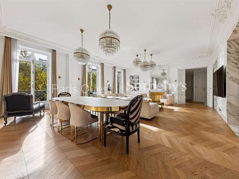 Apartment Paris 8e - 3 bedrooms - 197m²