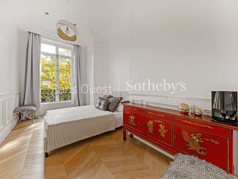 Apartment Paris 8e - 3 bedrooms - 197m²