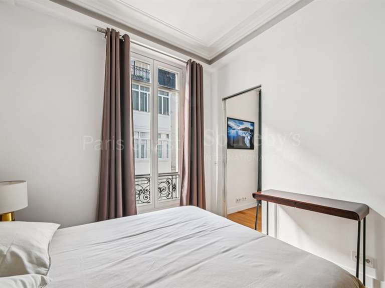 Apartment Paris 8e - 1 bedroom - 58m²