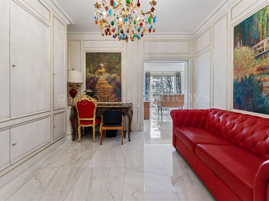 Apartment Paris 8e