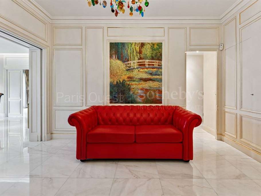 Apartment Paris 8e