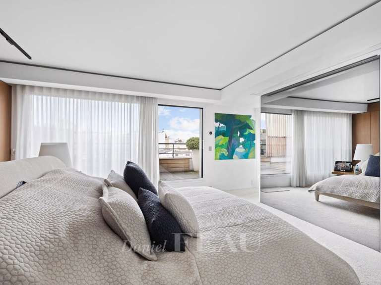 Appartement Paris 8e - 4 chambres - 455m²