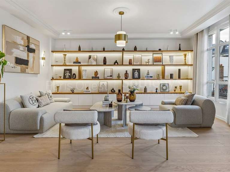 Appartement Paris 8e - 2 chambres - 90m²