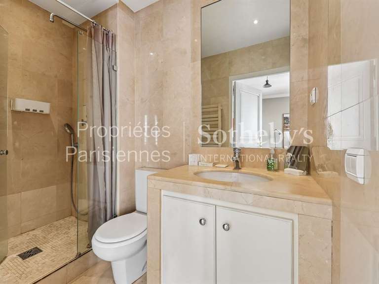 Appartement Paris 8e - 24m²