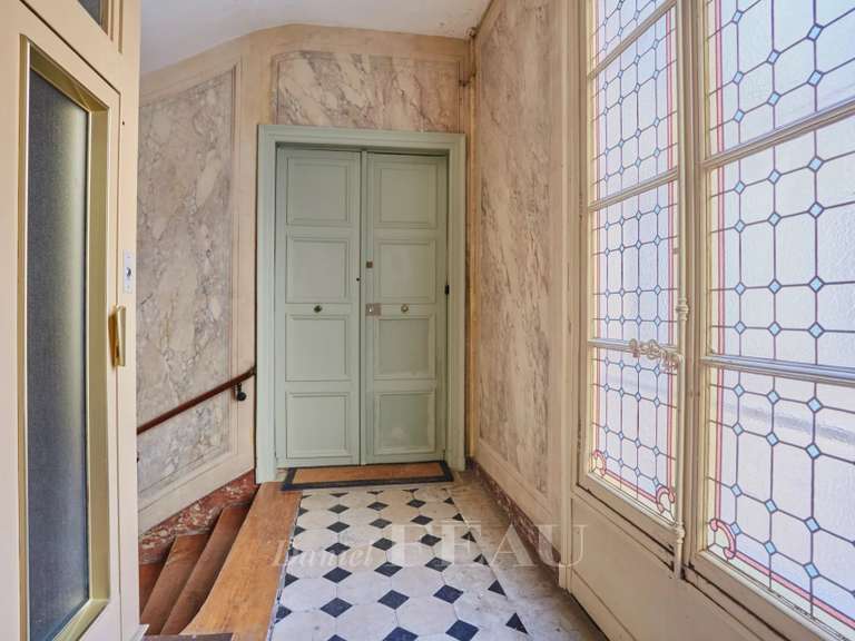 Appartement Paris 8e - 4 chambres - 201m²