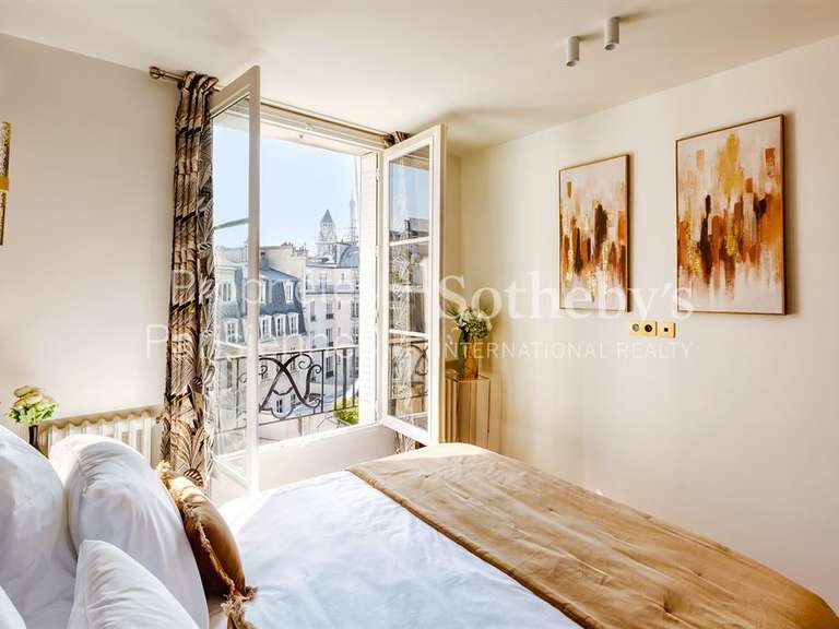 Appartement Paris 8e - 2 chambres - 90m²
