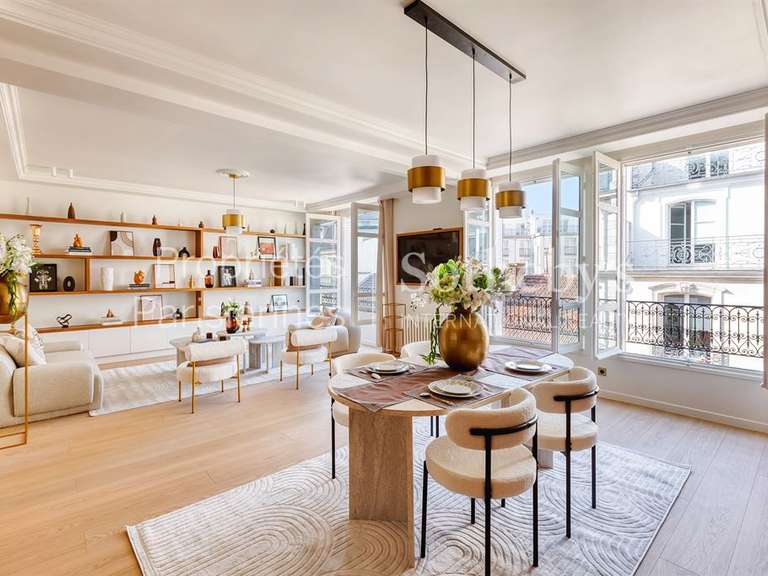 Apartment Paris 8e - 2 bedrooms - 90m²