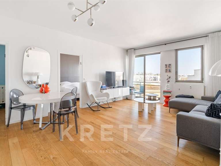 Appartement Paris 8e - 2 chambres - 75m²
