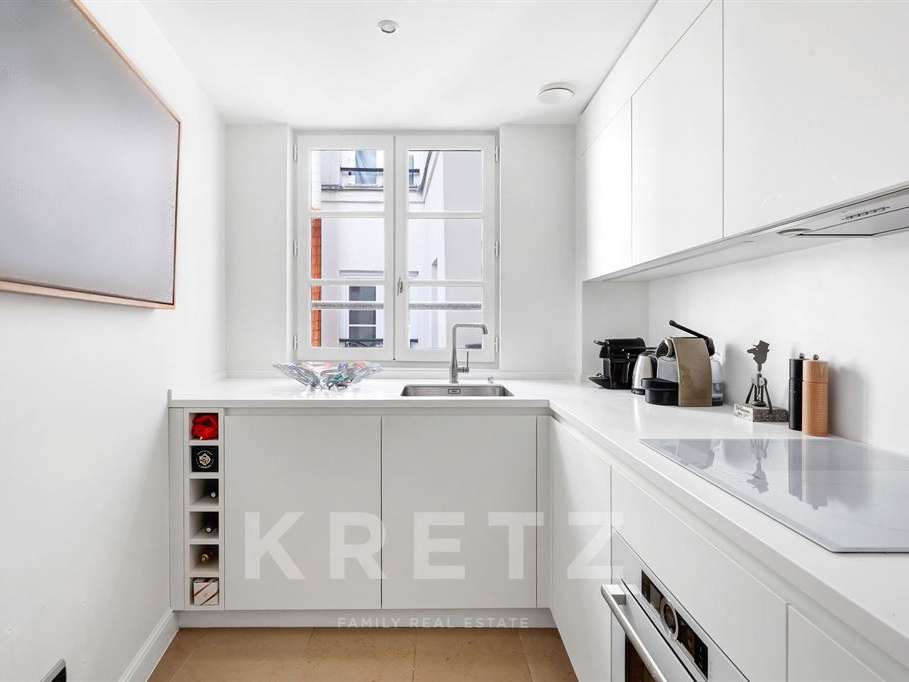 Apartment Paris 8e
