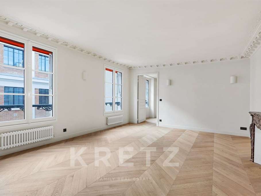 Apartment Paris 8e