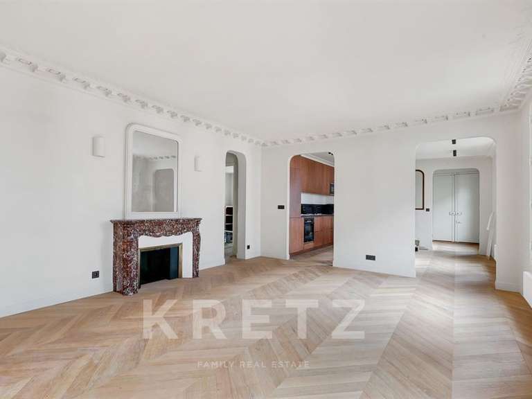 Apartment Paris 8e - 3 bedrooms - 114m²