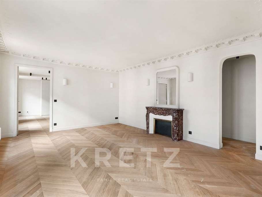Apartment Paris 8e