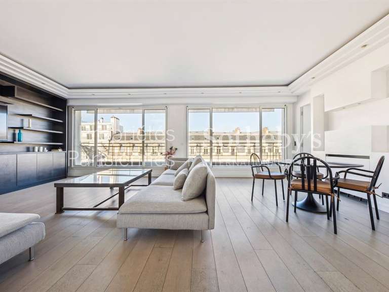 Appartement Paris 8e - 2 chambres - 118m²