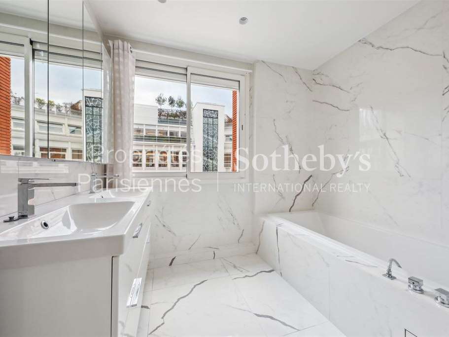 Appartement Paris 8e