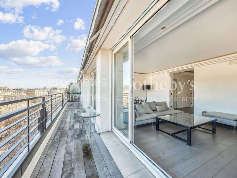 Appartement Paris 8e - 2 chambres - 118m²